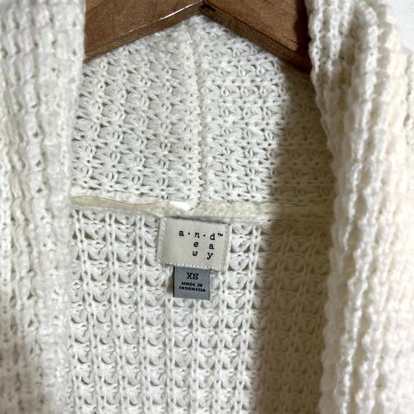 A New Day Cream Cardigan - Picture 3 of 5